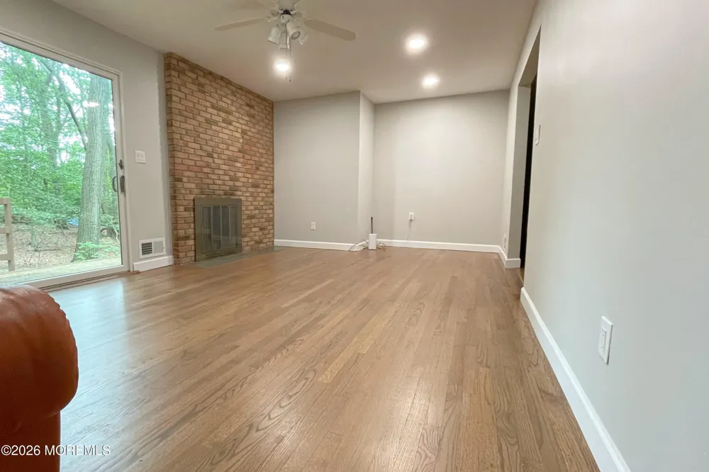 12 Stilwell Drive Holmdel, NJ 07733
