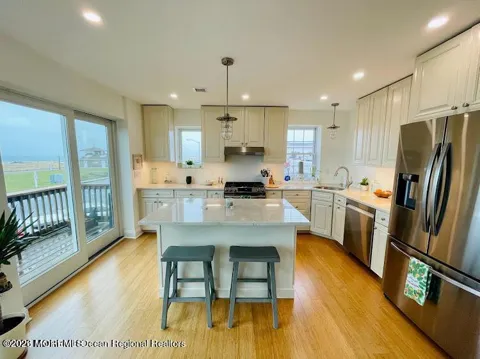 711 Ocean Avenue #1