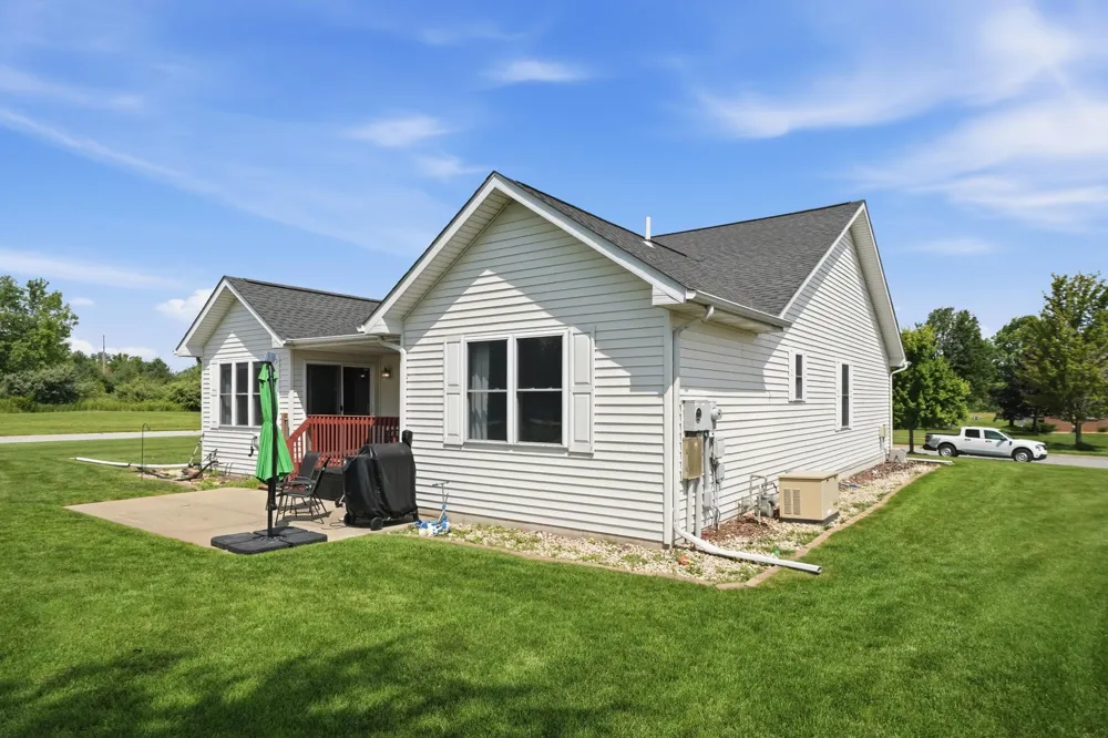 10691 W 116th Avenue Cedar Lake, IN 46303