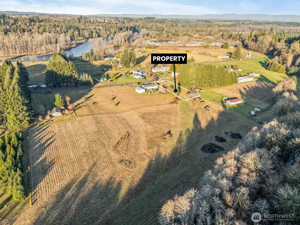 434 B Collins Road Toledo, WA 98591