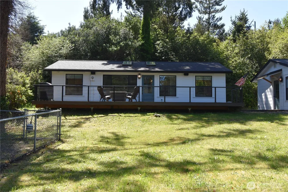 27813 L PLACE Ocean Park, WA 98640