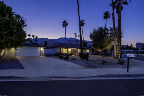 1111 S San Joaquin Drive