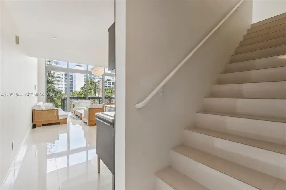 6000 Collins Ave #306 Miami Beach, FL 33140