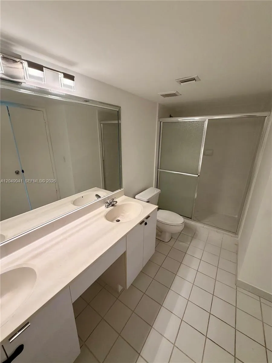 3300 NE 191st St #404 Aventura, FL 33180