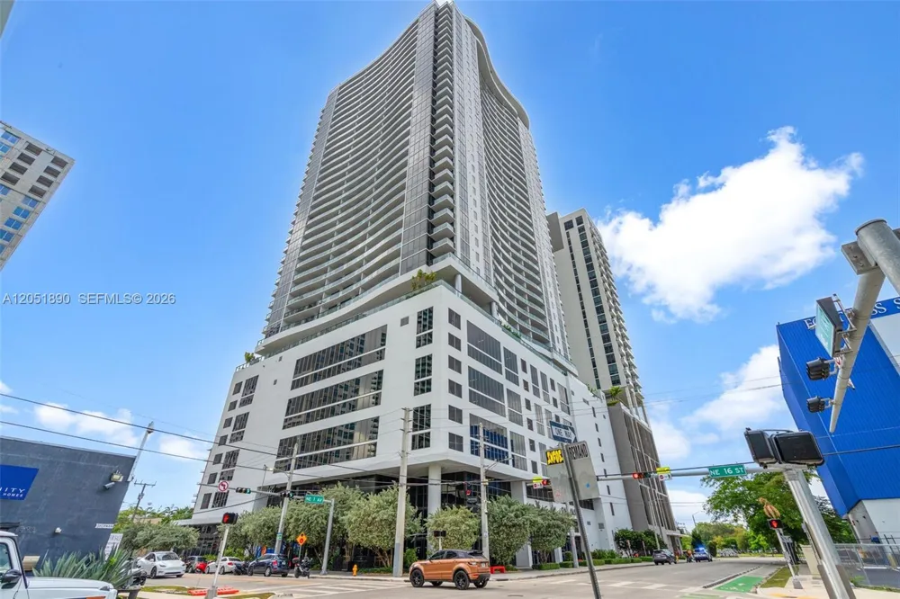 1600 NE 1st Ave #1017 Miami, FL 33132