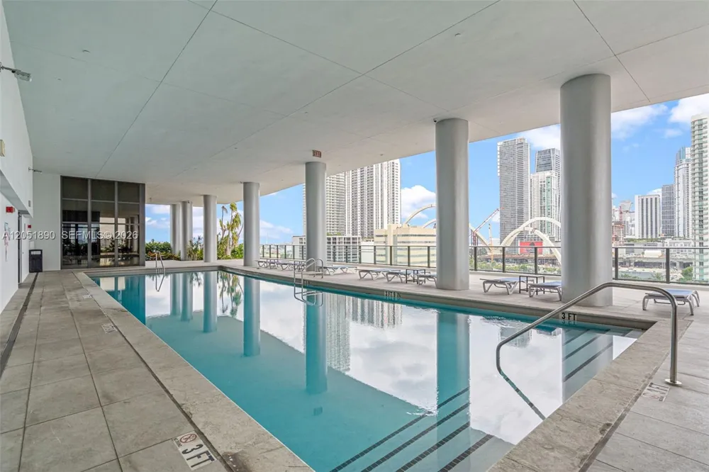 1600 NE 1st Ave #1017 Miami, FL 33132