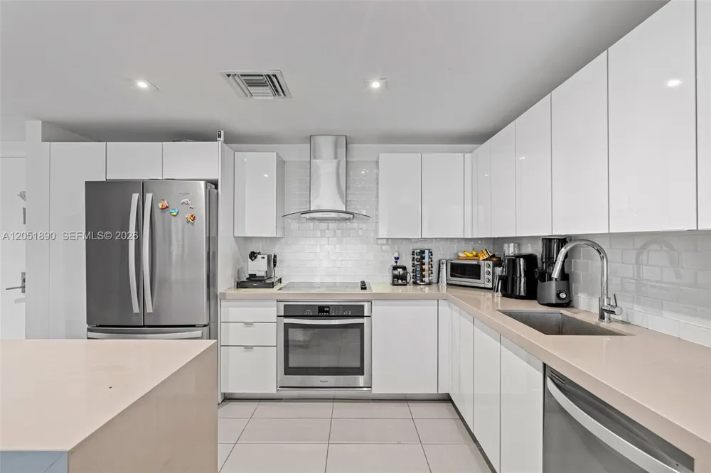 1600 NE 1st Ave #1017 Miami, FL 33132
