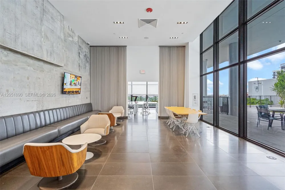 1600 NE 1st Ave #1017 Miami, FL 33132
