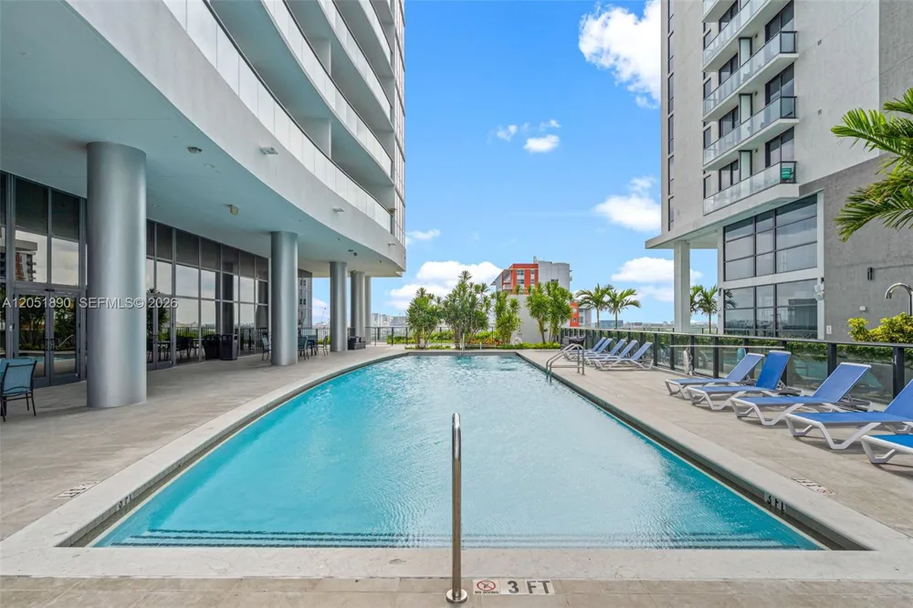 1600 NE 1st Ave #1017 Miami, FL 33132