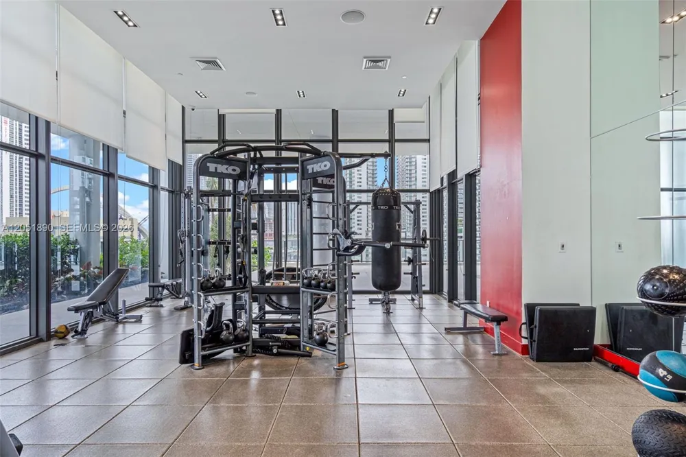 1600 NE 1st Ave #1017 Miami, FL 33132