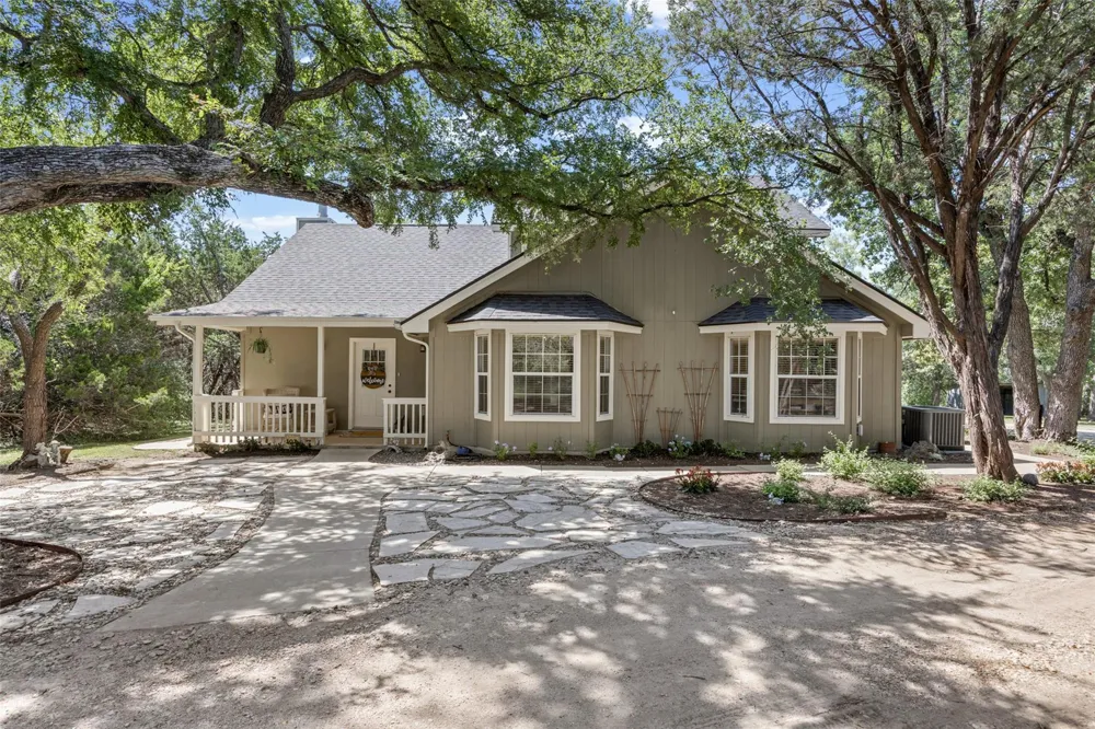 107 Draper Lane Liberty Hill, TX 78642