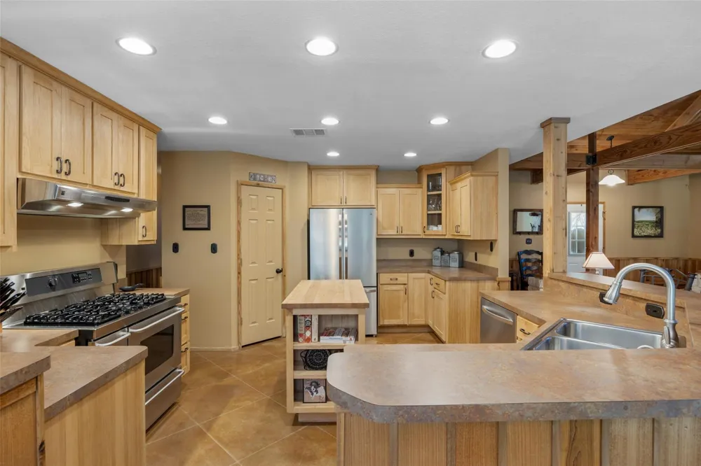 107 Draper Lane Liberty Hill, TX 78642
