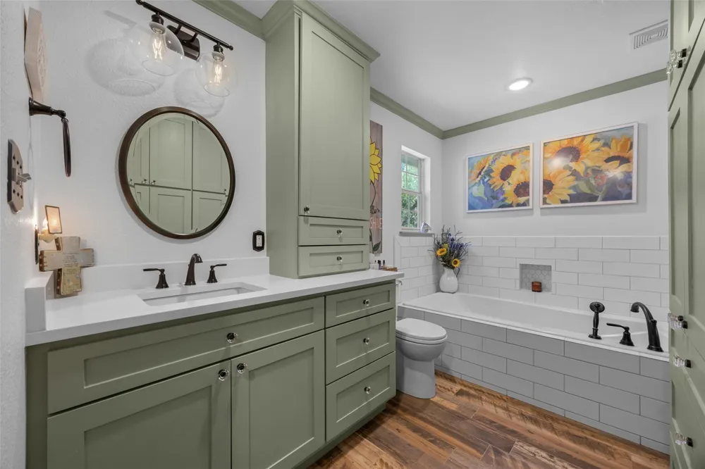 107 Draper Lane Liberty Hill, TX 78642