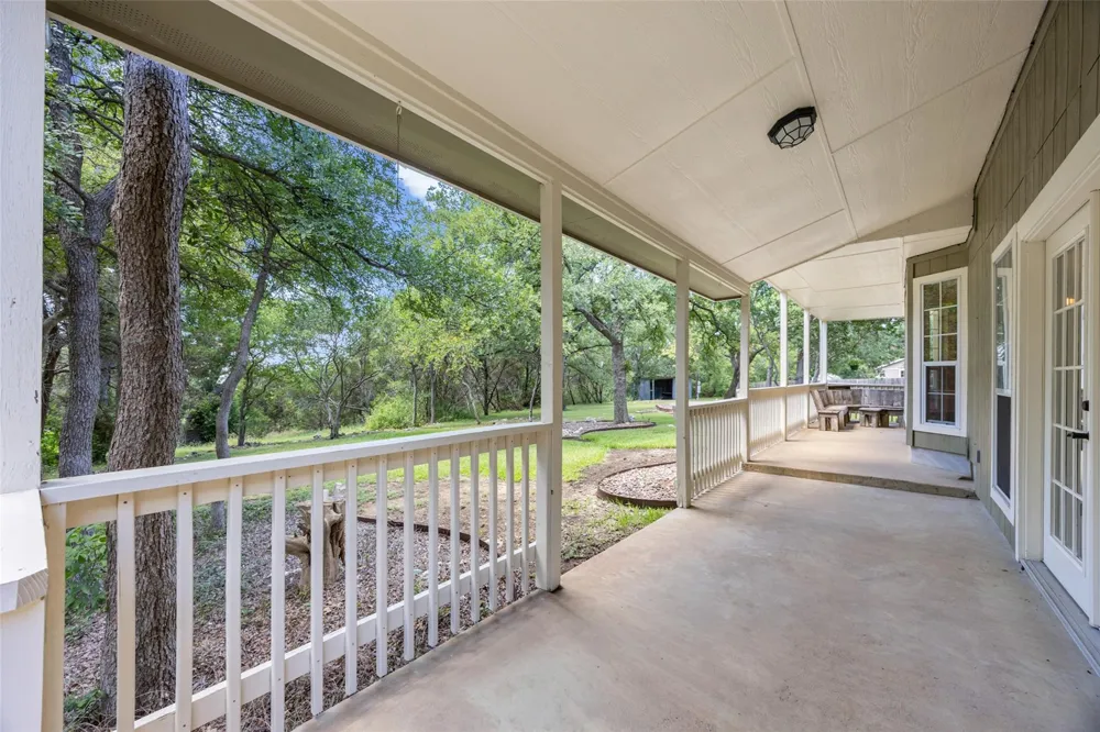 107 Draper Lane Liberty Hill, TX 78642