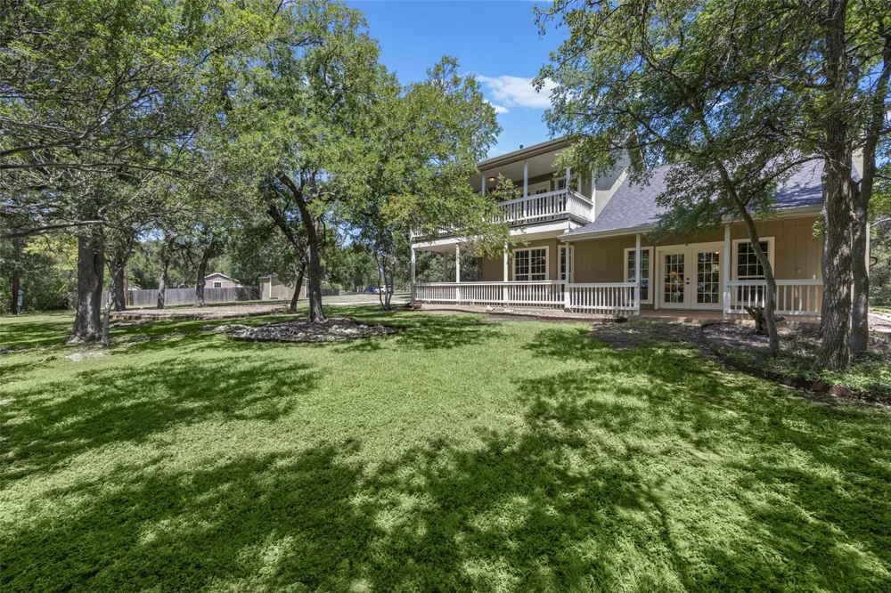 107 Draper Lane Liberty Hill, TX 78642