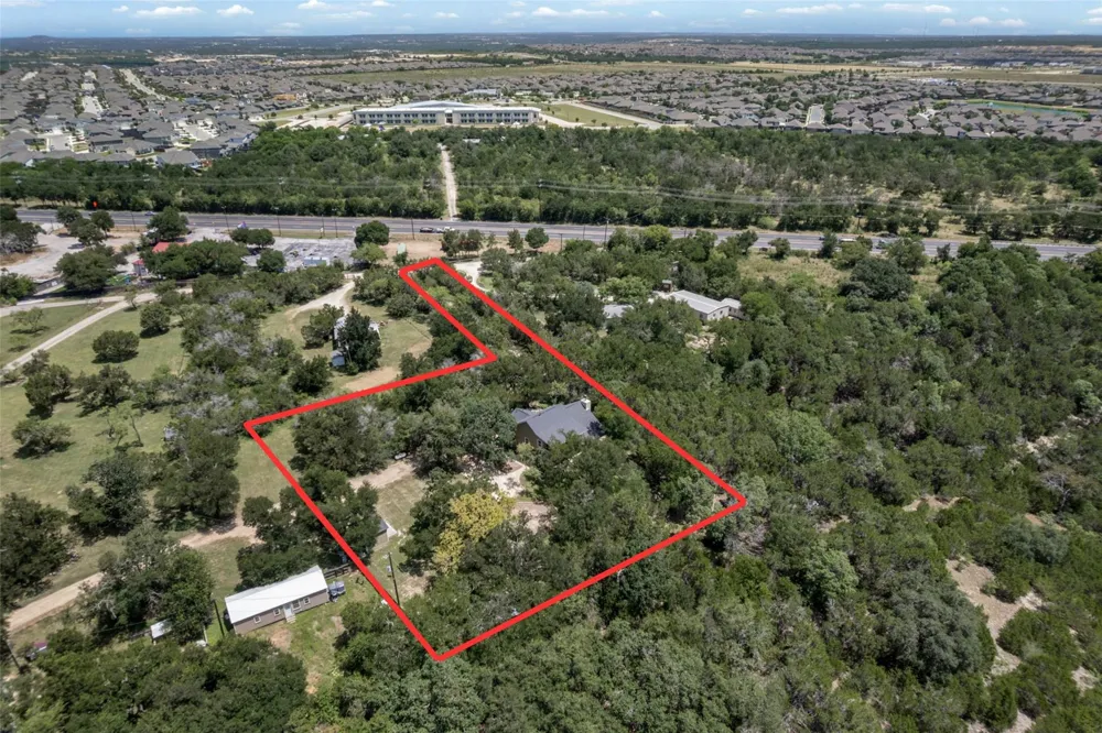 107 Draper Lane Liberty Hill, TX 78642