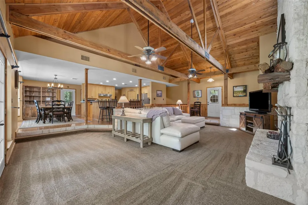 107 Draper Lane Liberty Hill, TX 78642