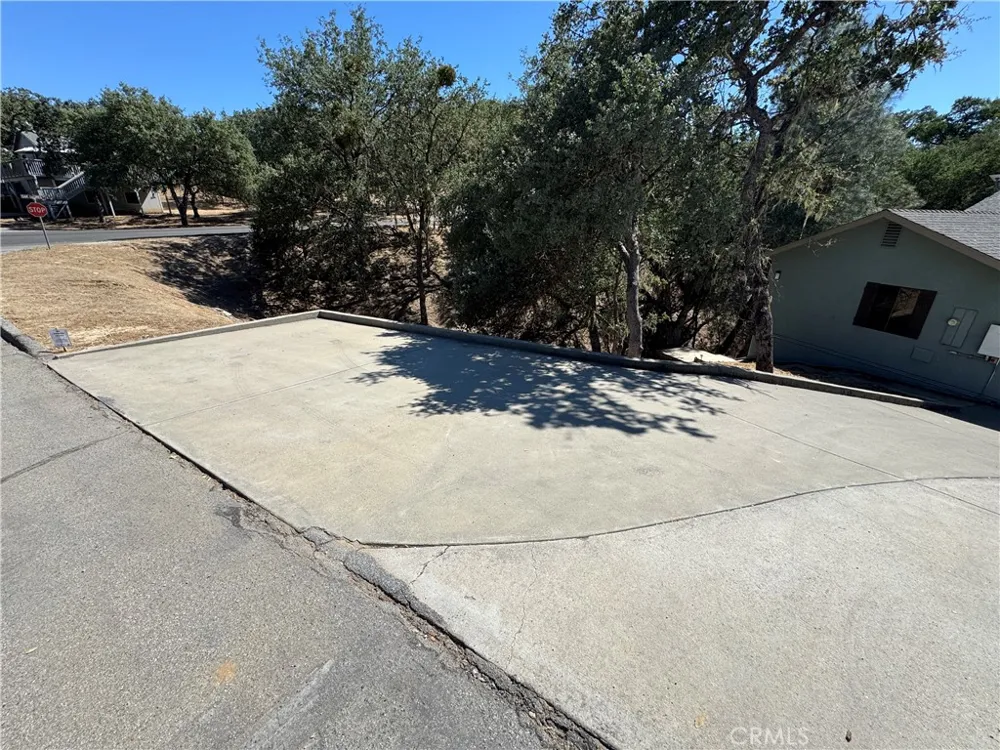 2529 Captains Walk Bradley, CA 93426
