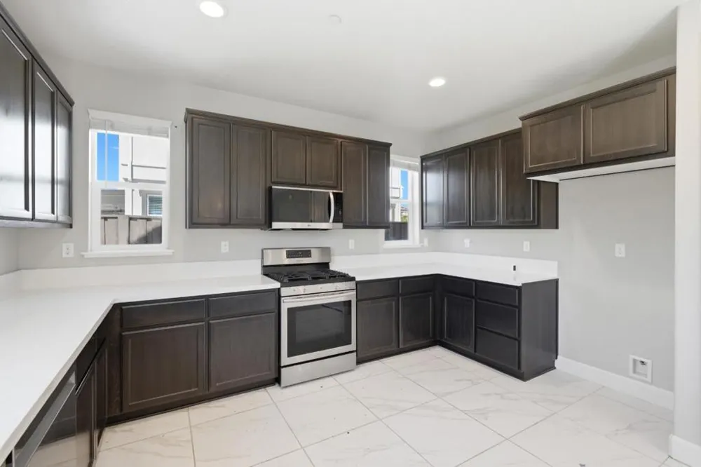 453 Diamond Peak Lane Oakley, CA 94561
