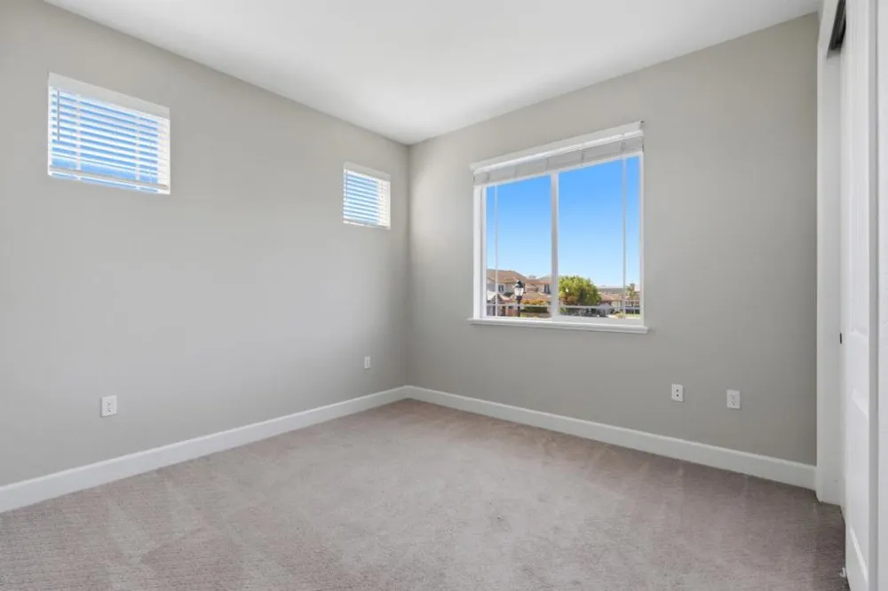 453 Diamond Peak Lane Oakley, CA 94561