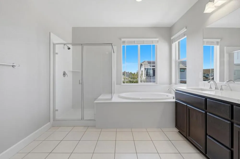 453 Diamond Peak Lane Oakley, CA 94561