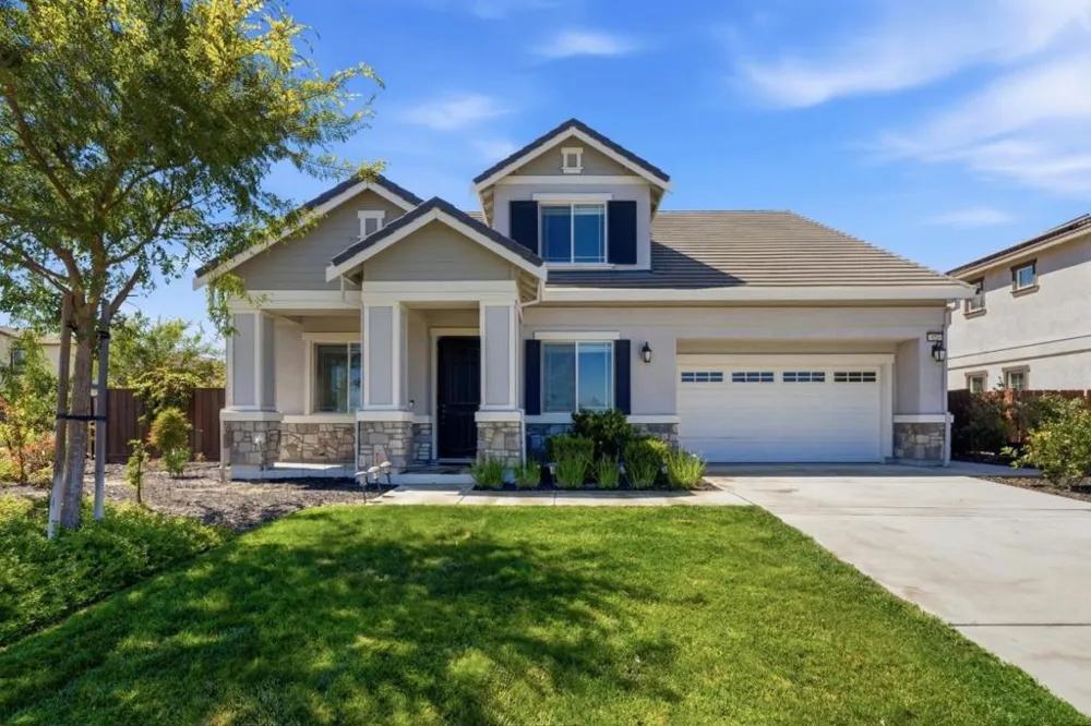 453 Diamond Peak Lane Oakley, CA 94561