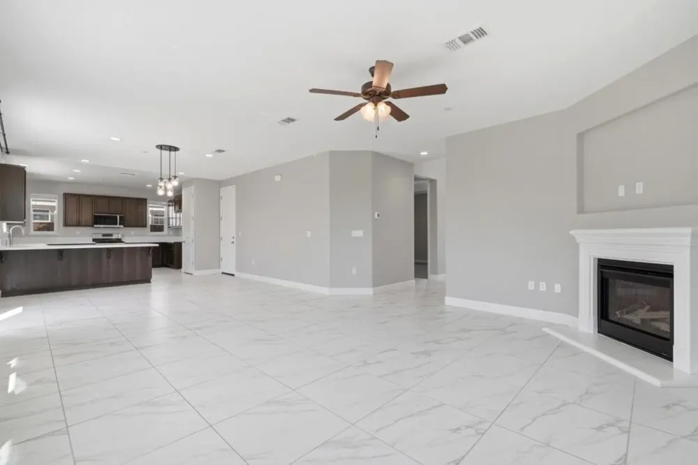 453 Diamond Peak Lane Oakley, CA 94561