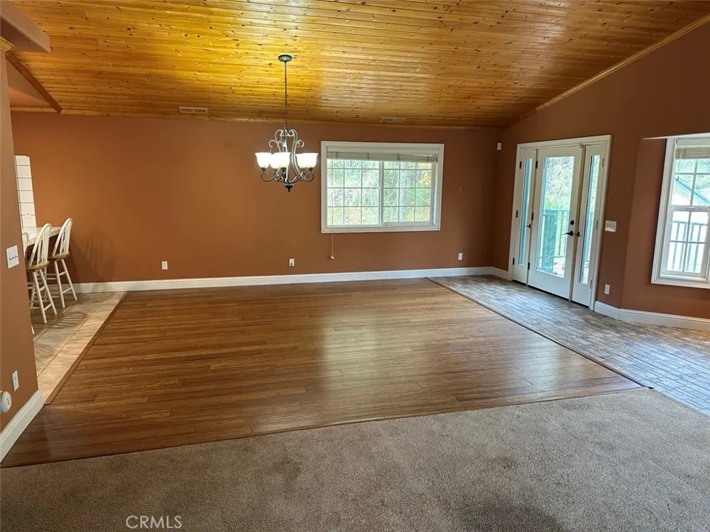 4965 Peak View Road Mariposa, CA 95338