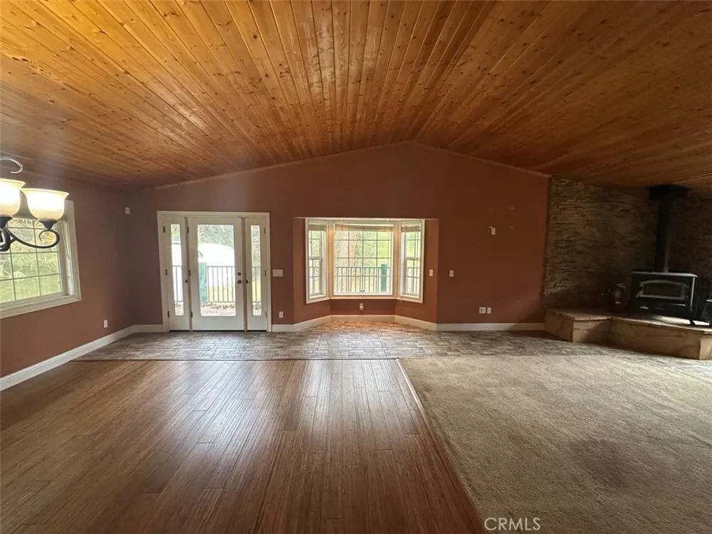 4965 Peak View Road Mariposa, CA 95338