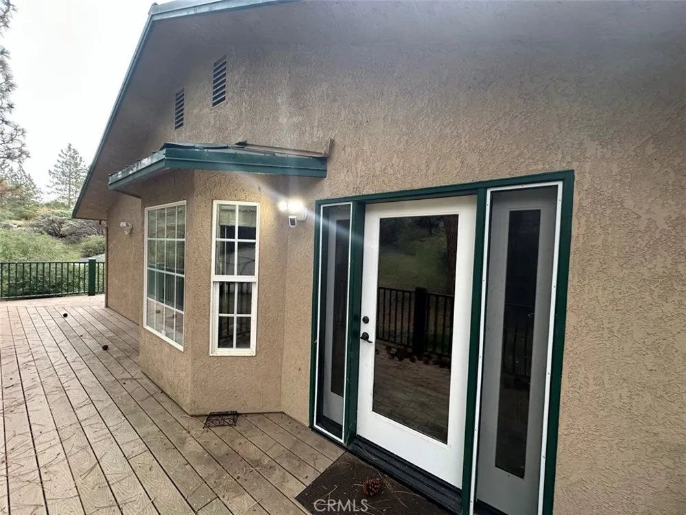 4965 Peak View Road Mariposa, CA 95338