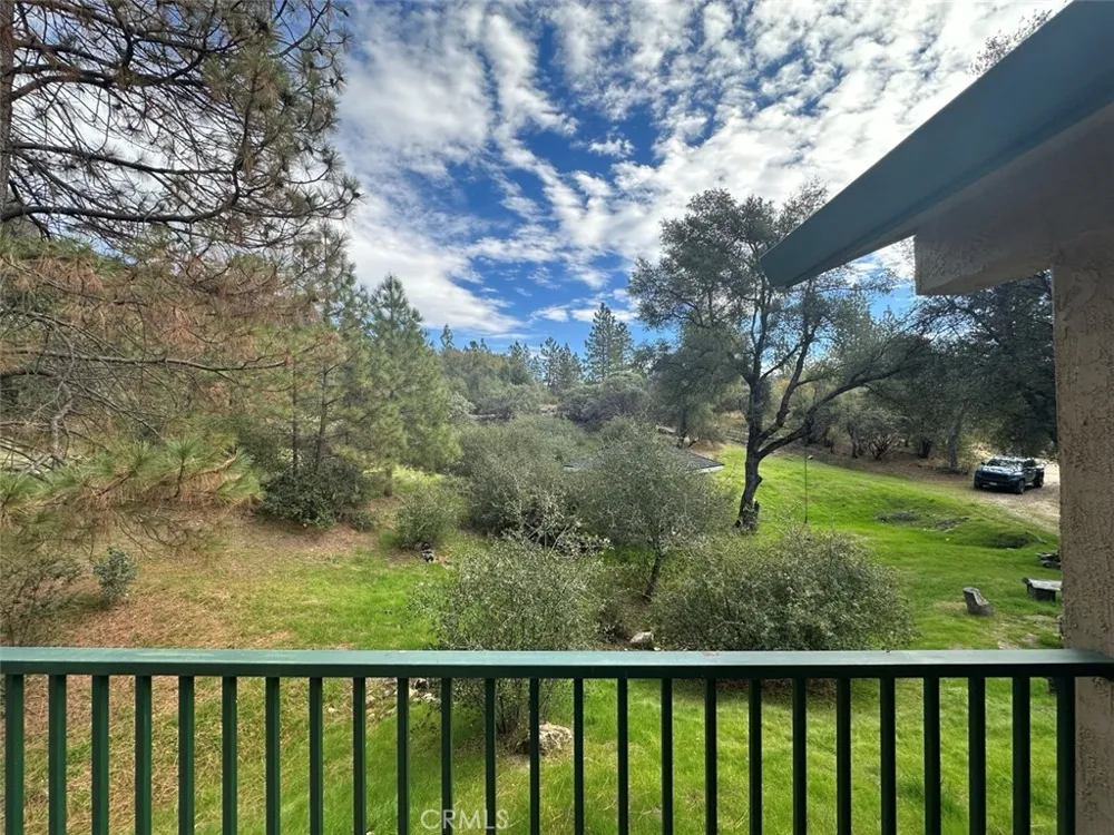4965 Peak View Road Mariposa, CA 95338