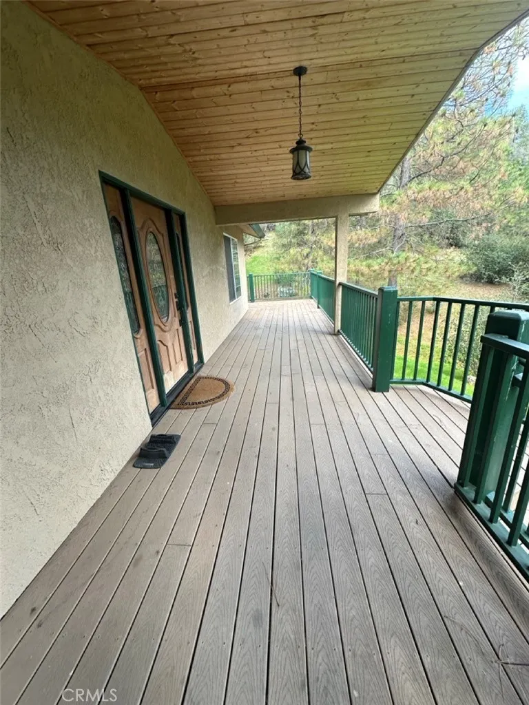 4965 Peak View Road Mariposa, CA 95338