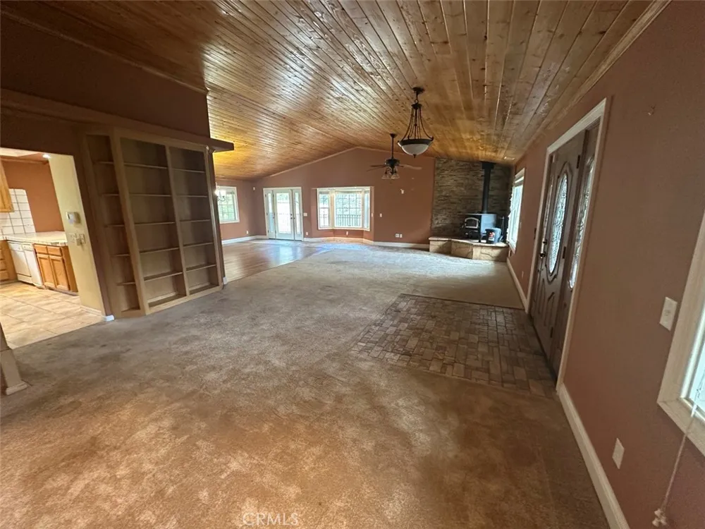 4965 Peak View Road Mariposa, CA 95338
