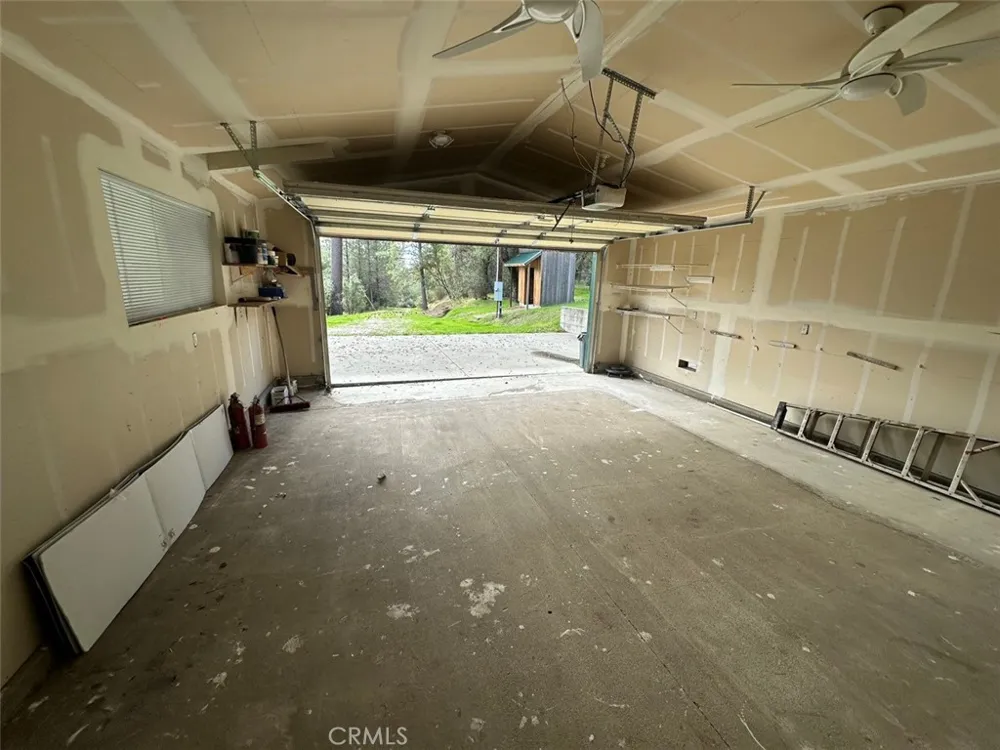 4965 Peak View Road Mariposa, CA 95338