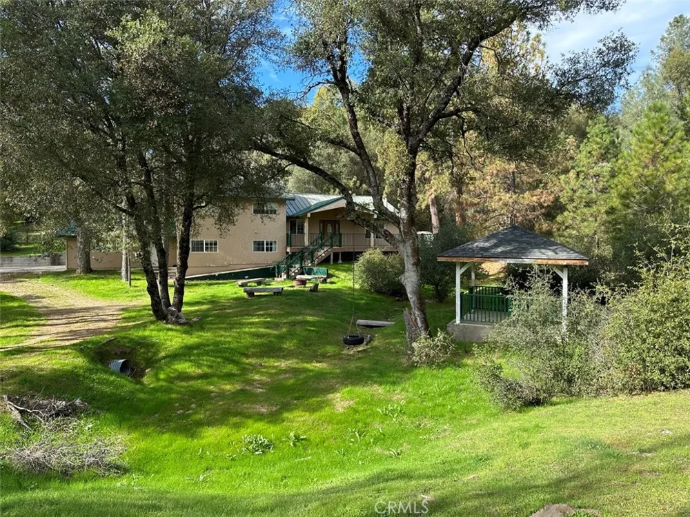 4965 Peak View Road Mariposa, CA 95338