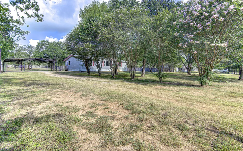 185 Peace Pipe Smithville, TX 78957