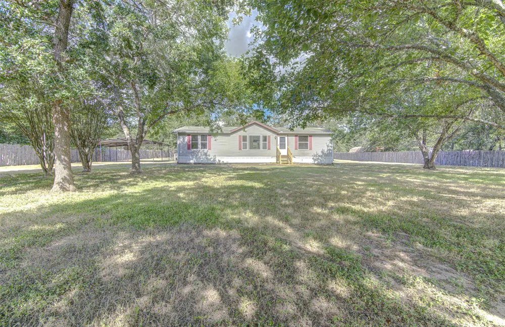 185 Peace Pipe Smithville, TX 78957