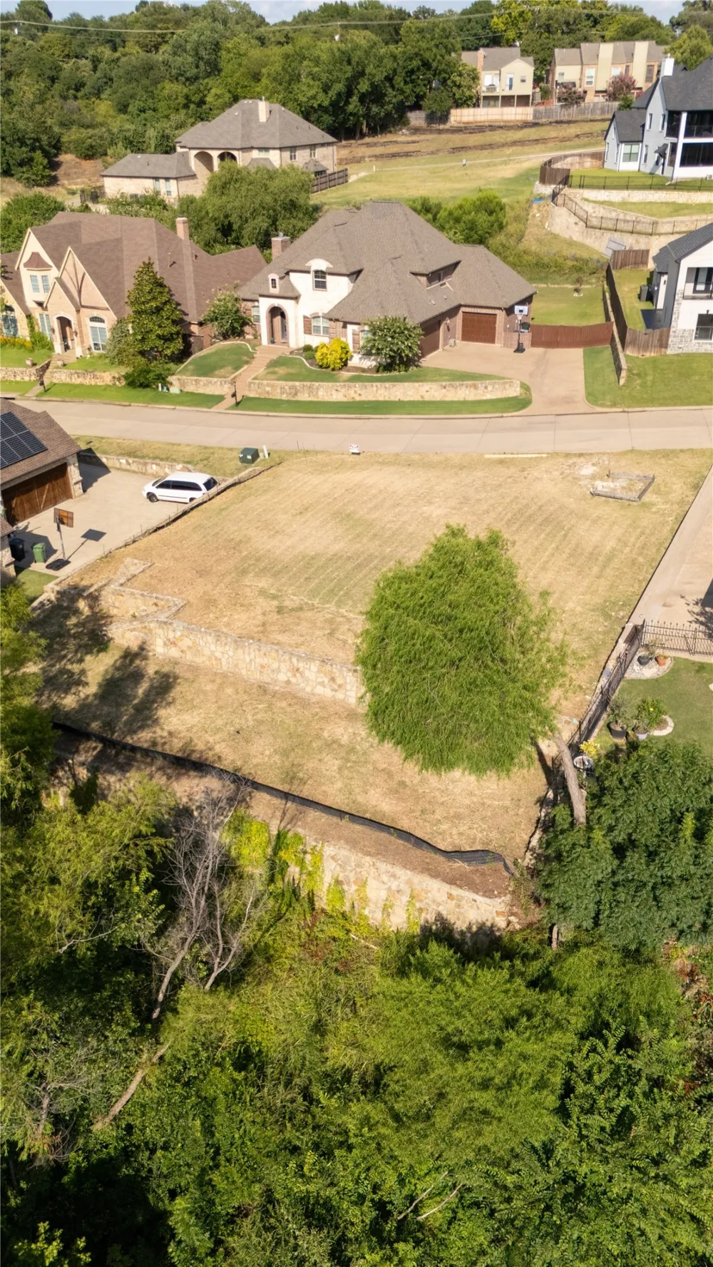 612 Rainbow Creek Court Arlington, TX 76012