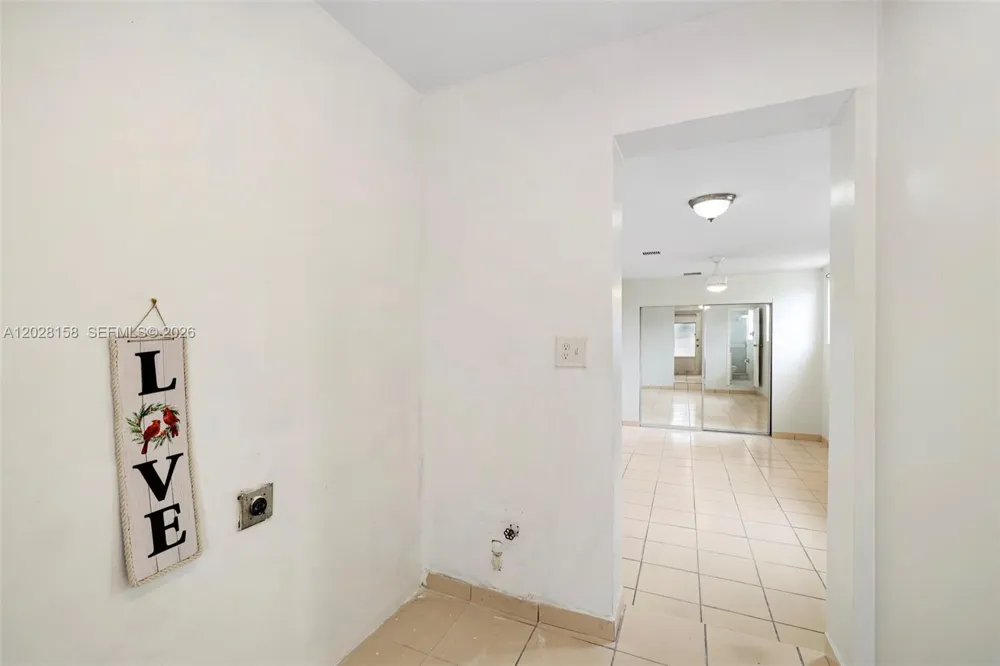 790 W 73rd Pl Hialeah, FL 33014
