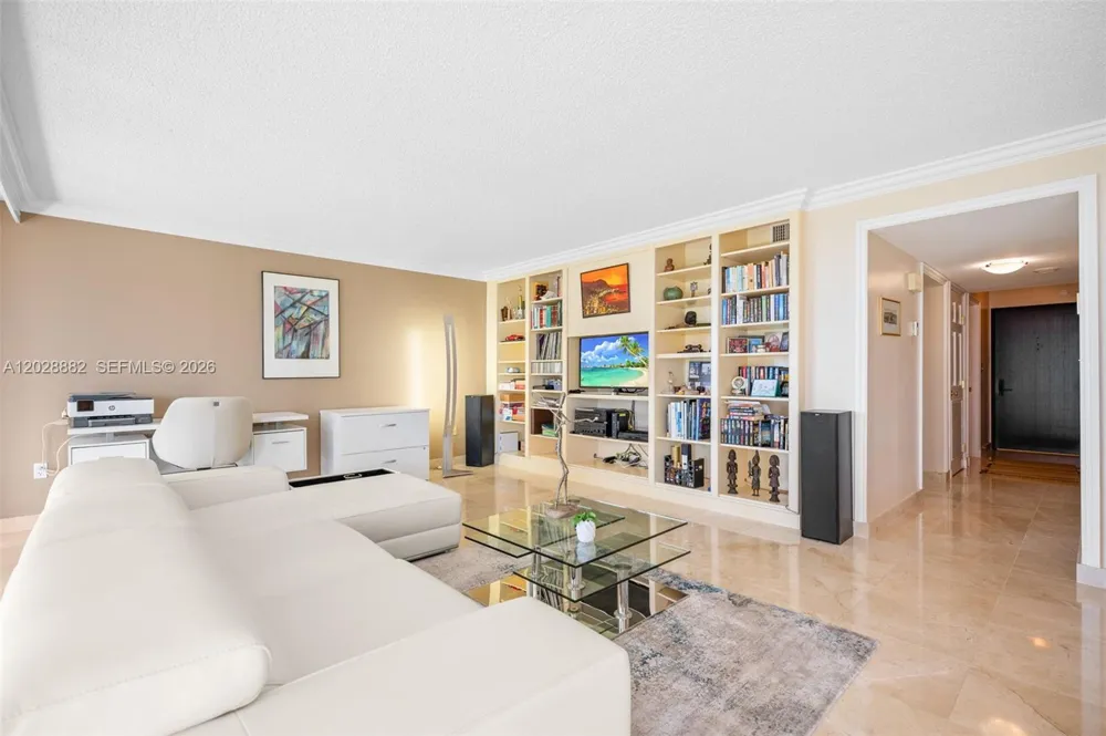 2901 S Bayshore Dr #6A Coconut Grove, FL 33133