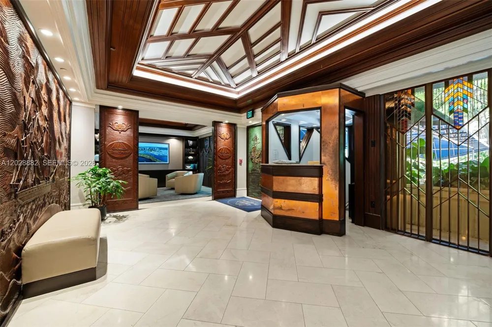 2901 S Bayshore Dr #6A Coconut Grove, FL 33133