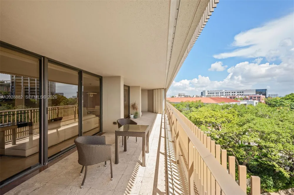2901 S Bayshore Dr #6A Coconut Grove, FL 33133