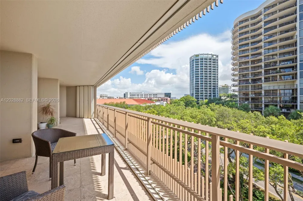 2901 S Bayshore Dr #6A Coconut Grove, FL 33133