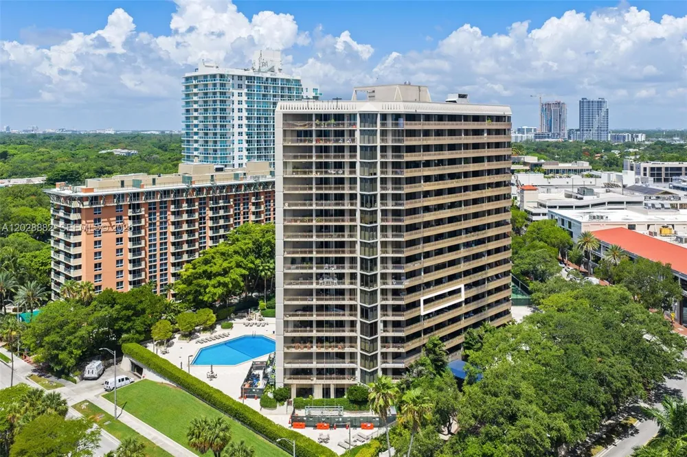 2901 S Bayshore Dr #6A Coconut Grove, FL 33133