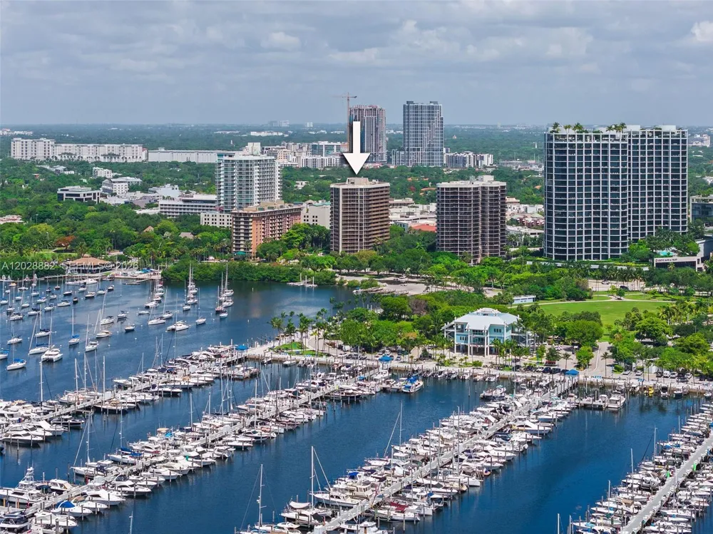 2901 S Bayshore Dr #6A Coconut Grove, FL 33133