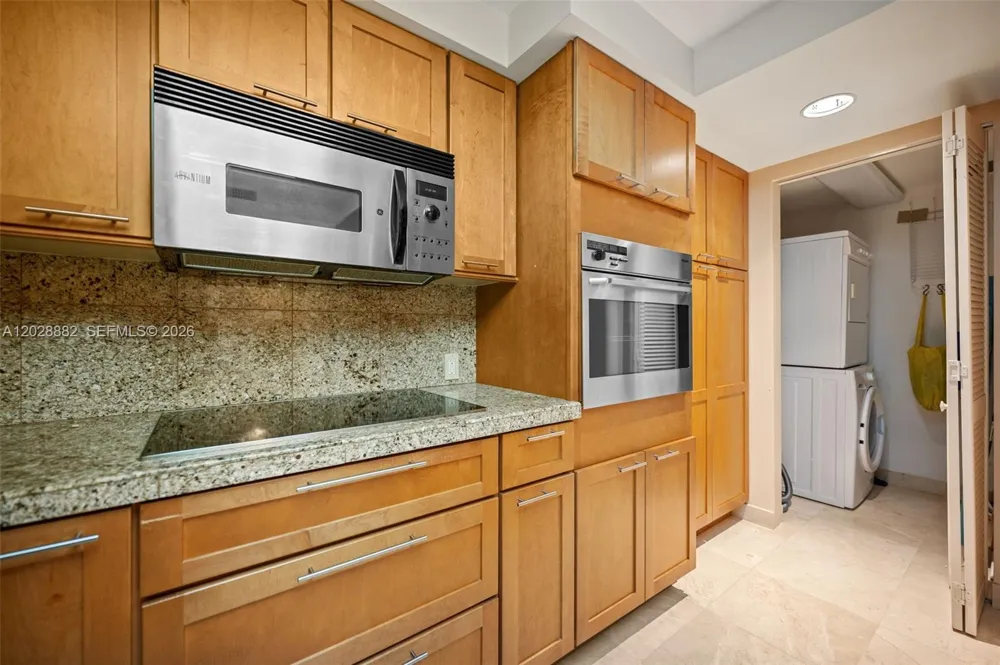 2901 S Bayshore Dr #6A Coconut Grove, FL 33133