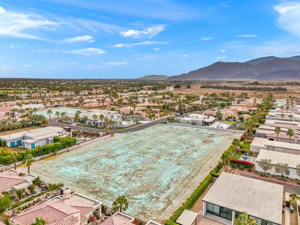 57645 Valley Lane La Quinta, CA 92253