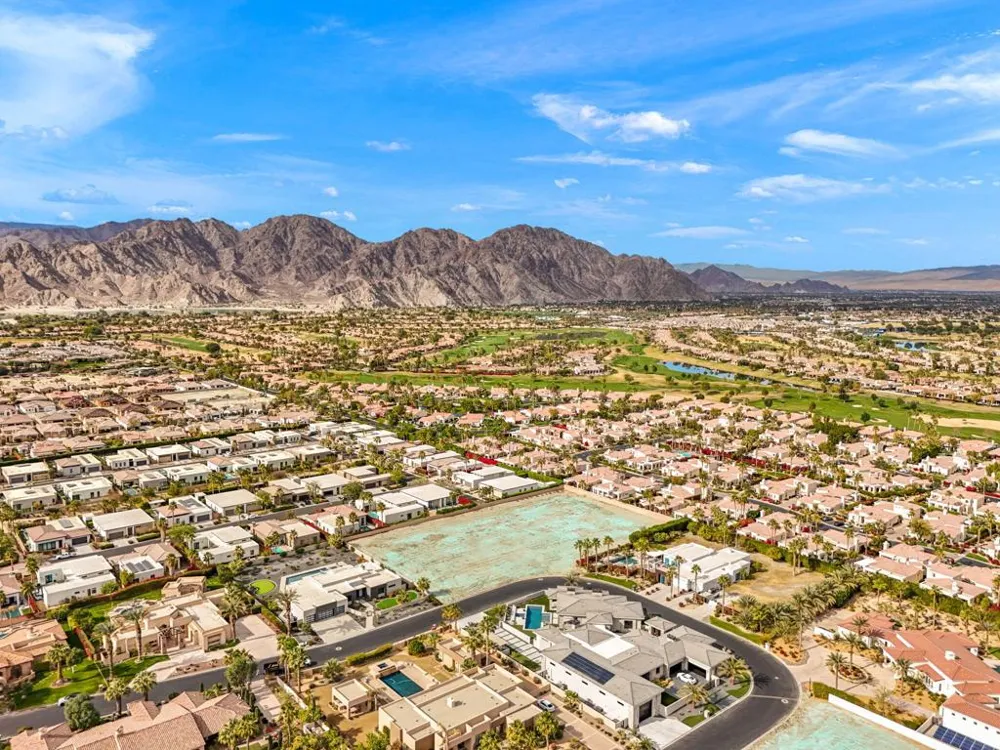 57645 Valley Lane La Quinta, CA 92253