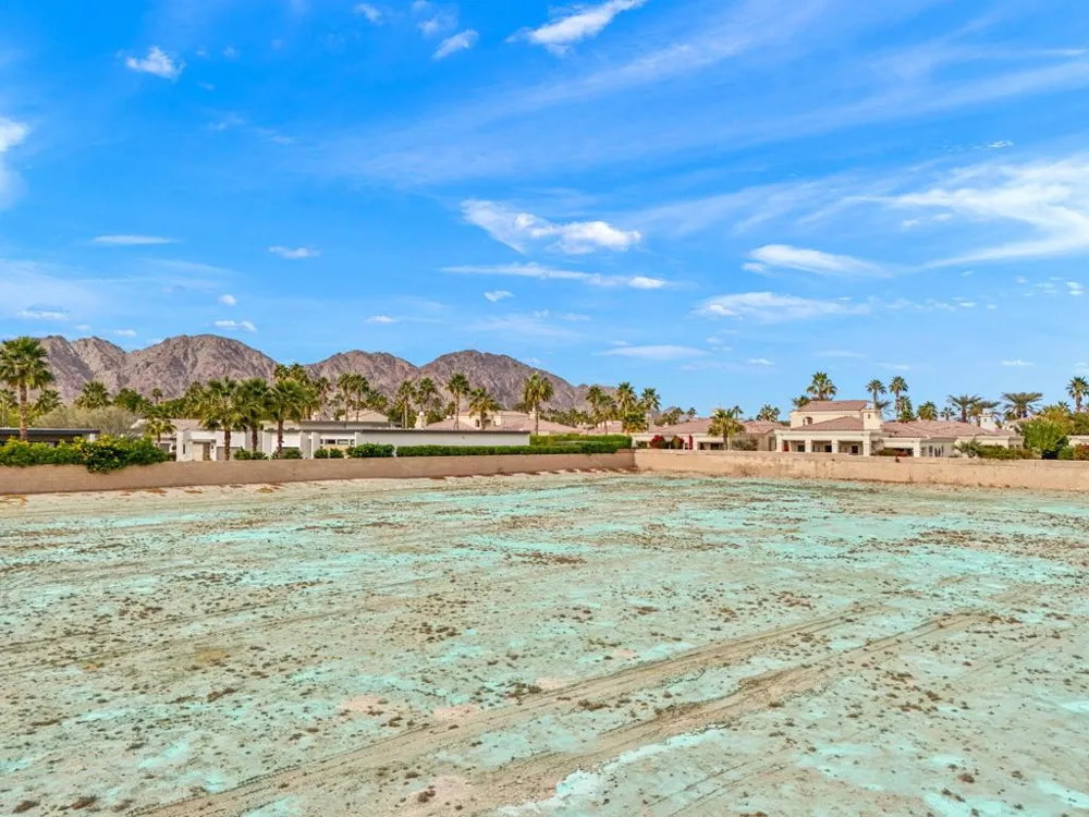 57645 Valley Lane La Quinta, CA 92253
