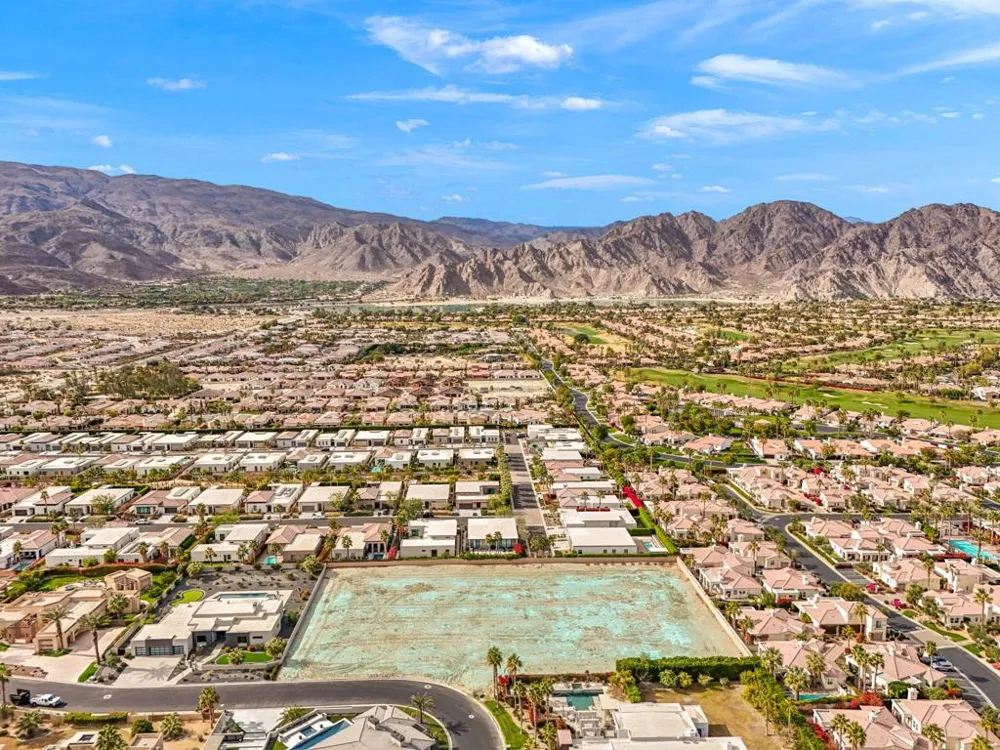 57645 Valley Lane La Quinta, CA 92253
